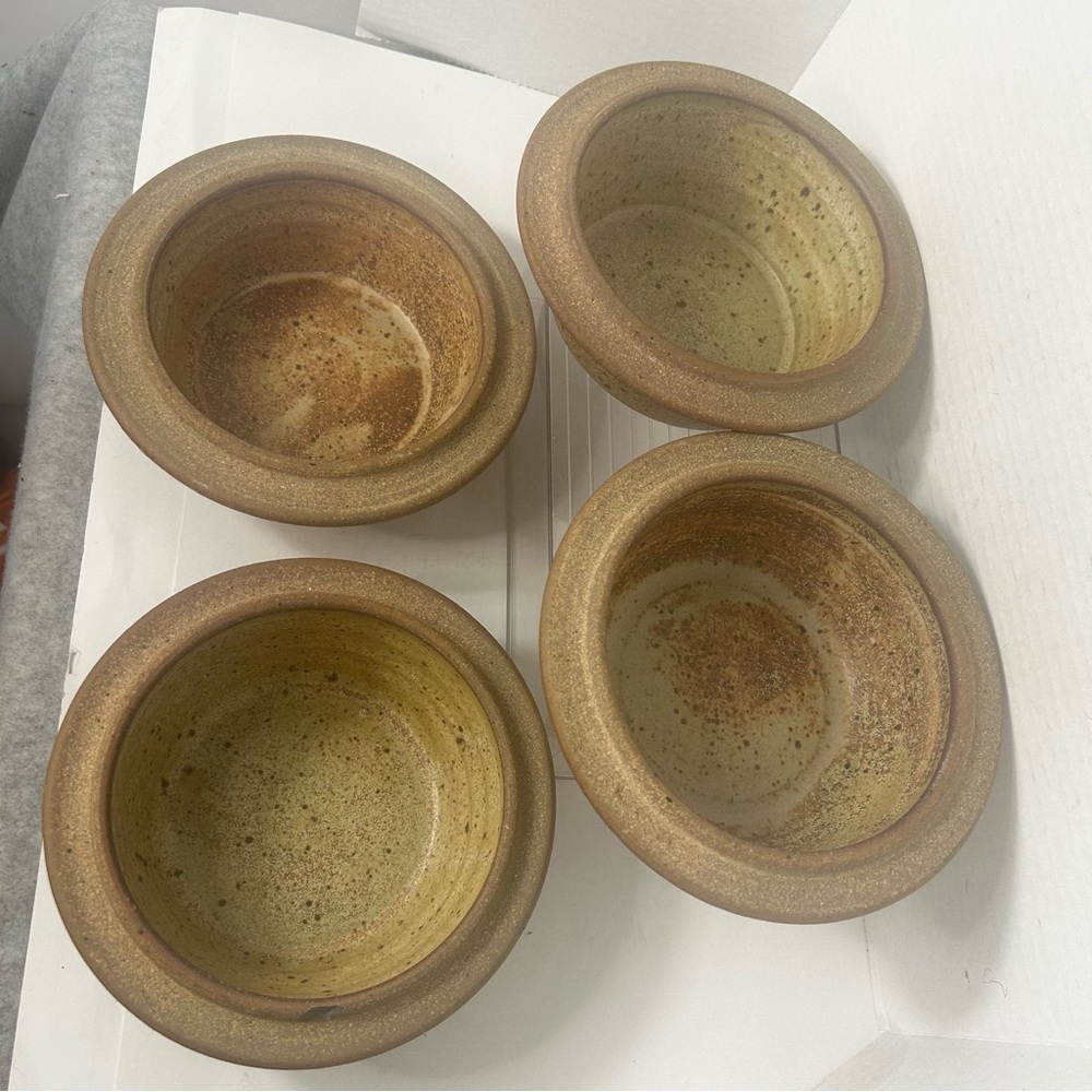 Vintage Studio Art Pottery Stoneware Set of 4 Bowls Brown Speckled Artist Signed - Picture 3 of 7